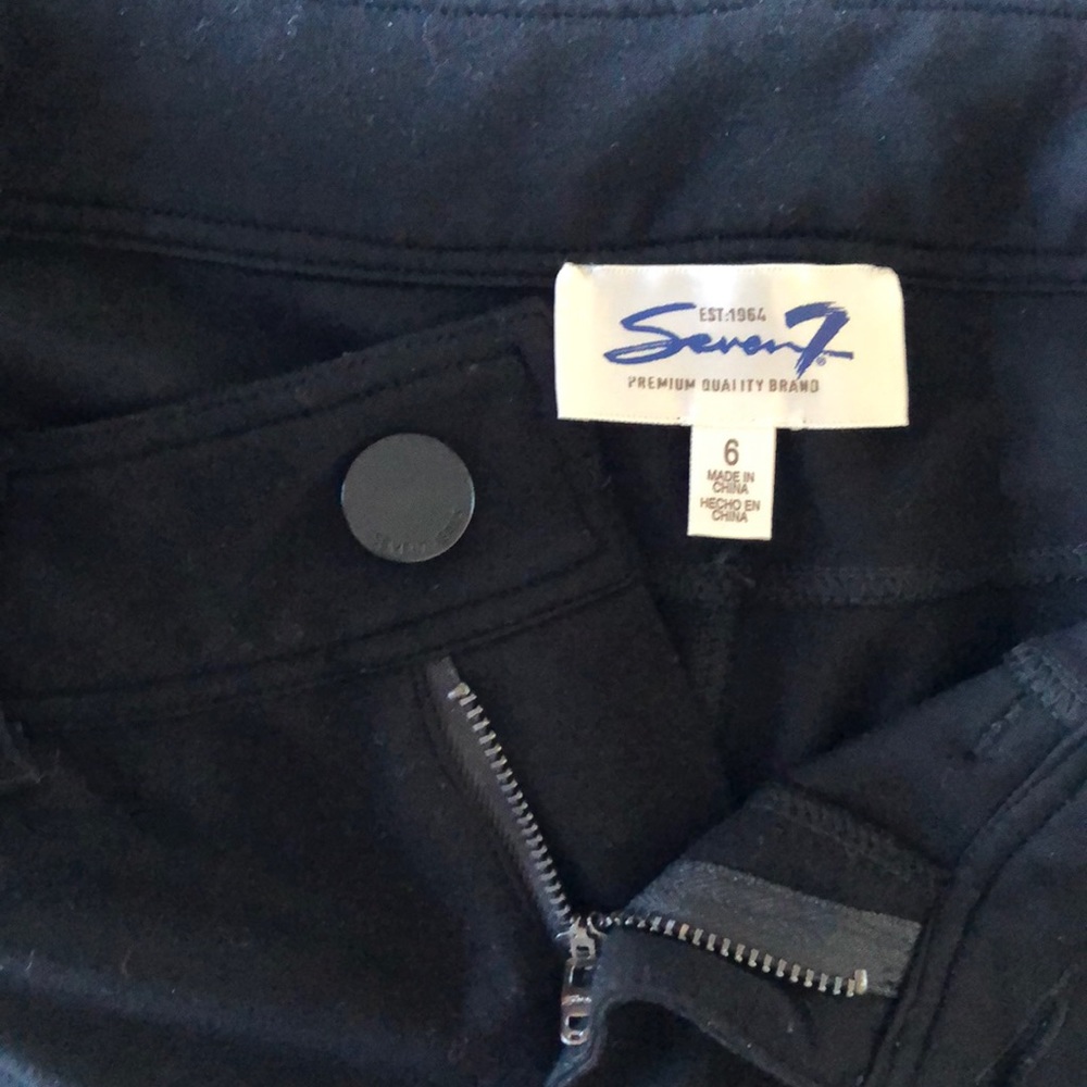 Seven premium quality brand skinny straight leg